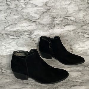 X-Appeal, suede booties